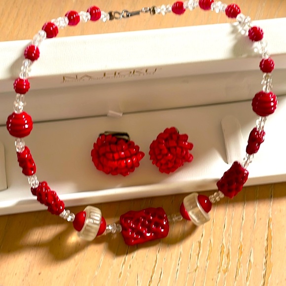 Jewelry - Glass beaded necklace and earrings
